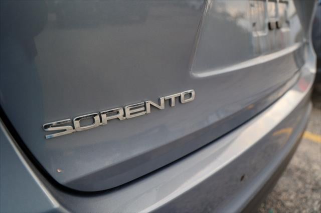 2019 Kia Sorento S V6