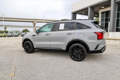 2022 Kia Sorento SX