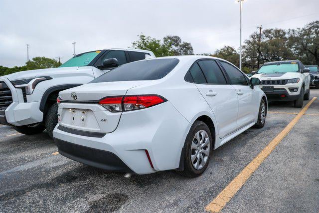 2025 Toyota COROLLA LE