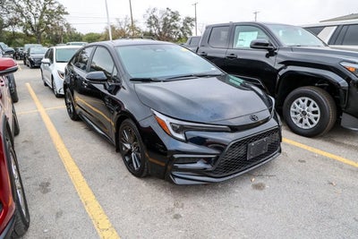 2025 Toyota COROLLA SE
