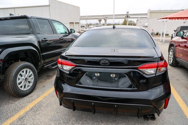 2025 Toyota COROLLA SE