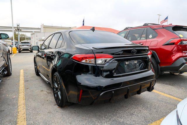 2025 Toyota COROLLA SE