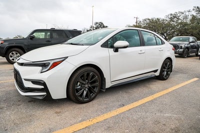 2026 Toyota COROLLA SE