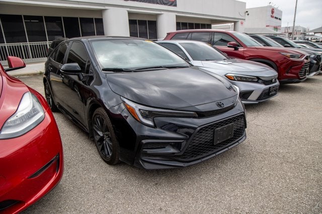 2025 Toyota COROLLA SE