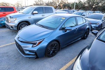 2024 Toyota COROLLA SE