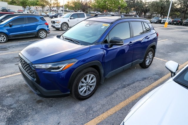 2025 Toyota Corolla Cross LE