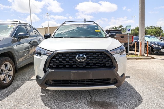 2025 Toyota Corolla Cross LE