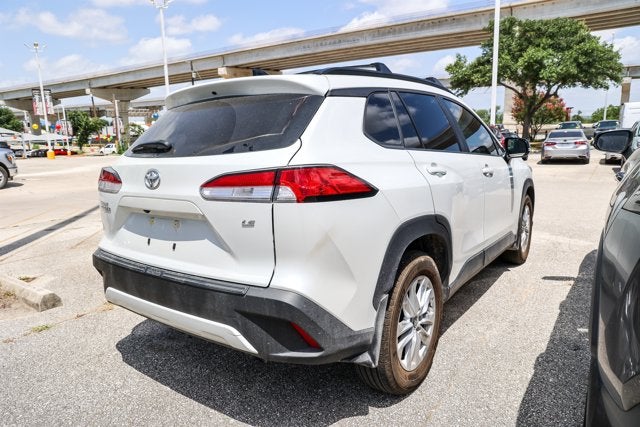 2025 Toyota Corolla Cross LE