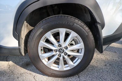 2025 Toyota Corolla Cross LE