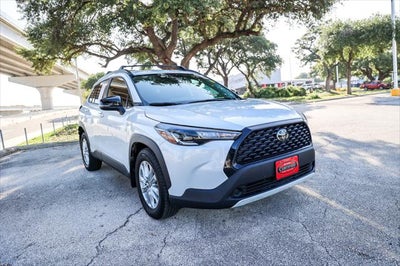 2025 Toyota Corolla Cross LE