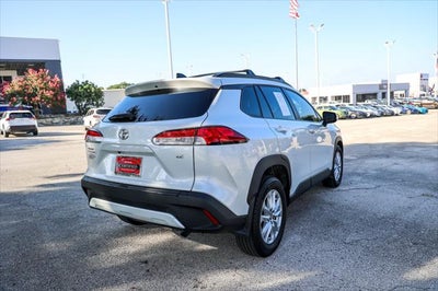 2025 Toyota Corolla Cross LE