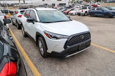 2025 Toyota Corolla Cross LE
