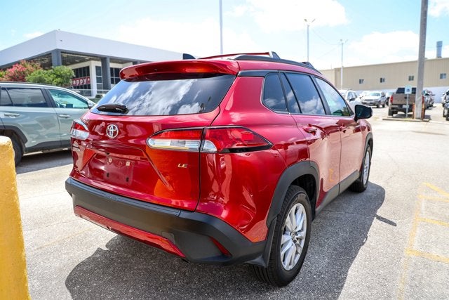 2025 Toyota Corolla Cross LE