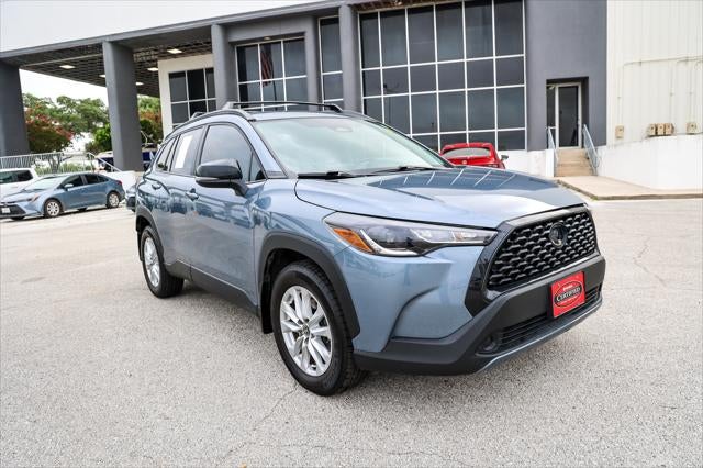 2025 Toyota Corolla Cross LE