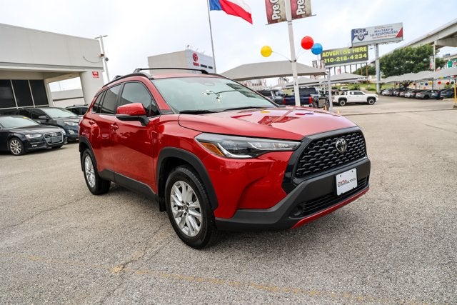 2024 Toyota Corolla Cross LE