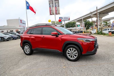2024 Toyota Corolla Cross LE