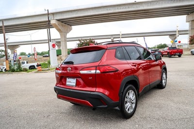 2024 Toyota Corolla Cross LE