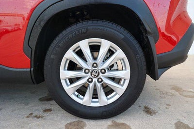 2024 Toyota Corolla Cross LE