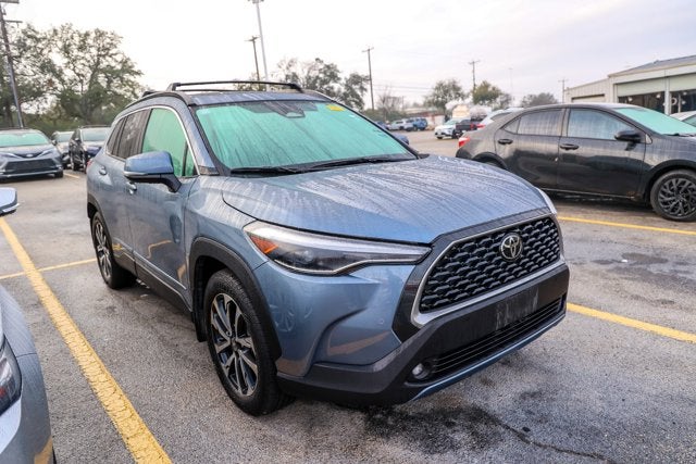 2024 Toyota Corolla Cross XLE