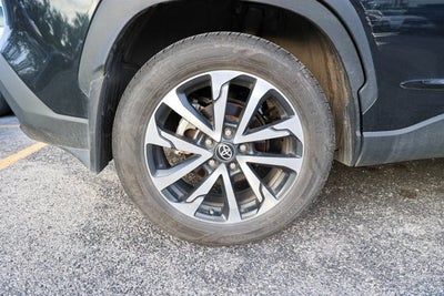 2024 Toyota Corolla Cross XLE