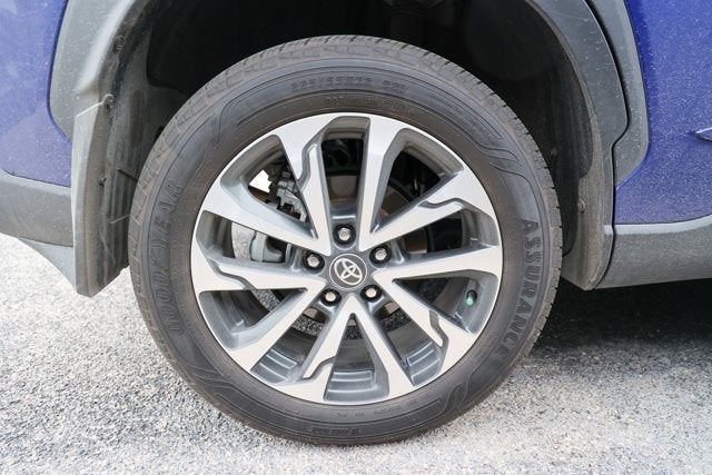 2024 Toyota Corolla Cross XLE