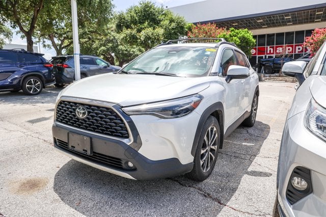 2023 Toyota Corolla Cross XLE