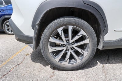 2023 Toyota Corolla Cross XLE