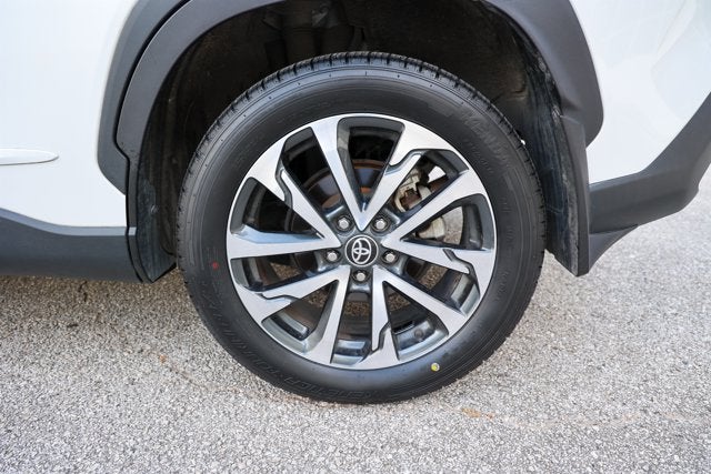 2023 Toyota Corolla Cross XLE