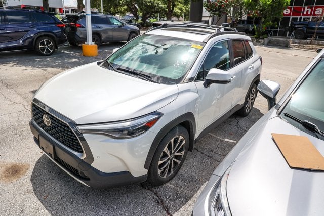 2023 Toyota Corolla Cross XLE