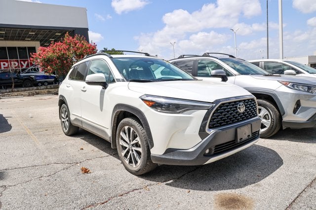 2023 Toyota Corolla Cross XLE