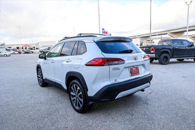 2023 Toyota Corolla Cross XLE