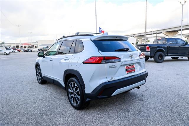 2023 Toyota Corolla Cross XLE