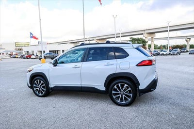 2023 Toyota Corolla Cross XLE
