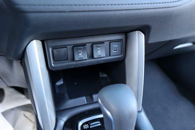 2025 Toyota COROLLA CROSS HV Hybrid XSE