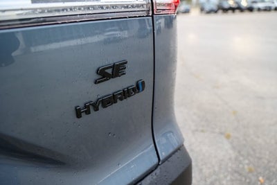 2024 Toyota Corolla Cross Hybrid Hybrid SE