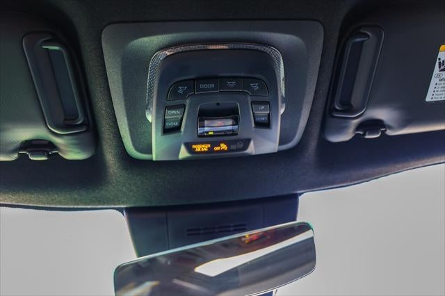 2025 Toyota Corolla Cross Hybrid Hybrid XSE