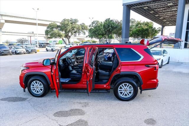 2023 Toyota Sequoia SR5