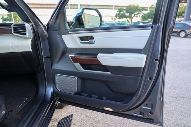 2024 Toyota SEQUOIA 4WD Capstone