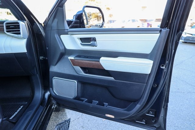 2023 Toyota SEQUOIA 4WD Capstone