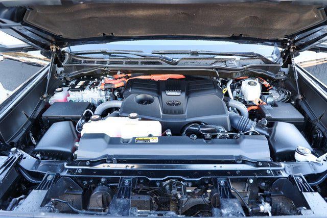 2023 Toyota SEQUOIA 4WD Capstone