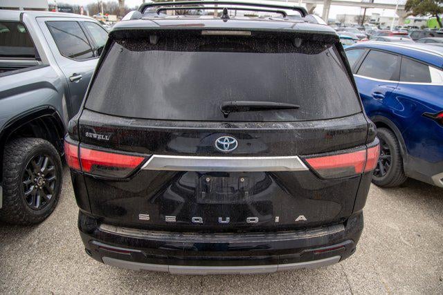 2023 Toyota SEQUOIA 4WD Capstone