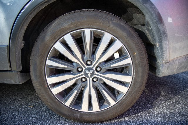 2020 Mitsubishi Outlander SE