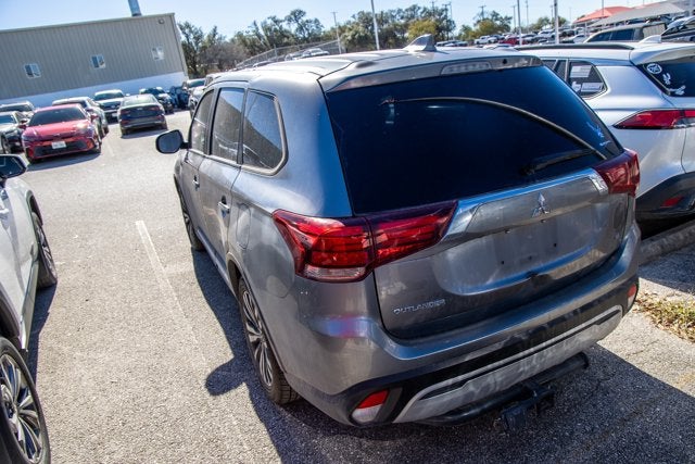 2020 Mitsubishi Outlander SE