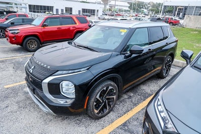 2024 Mitsubishi Outlander SEL Black Edition