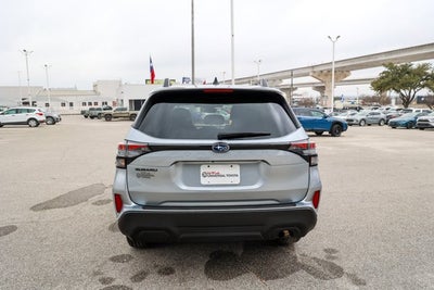 2025 Subaru Forester Premium