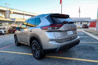 2025 Nissan Rogue SL