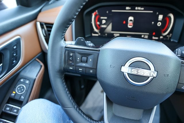 2025 Nissan Rogue Platinum