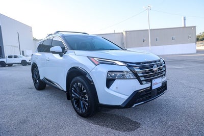2025 Nissan Rogue Platinum