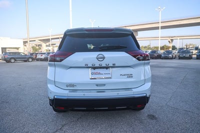 2025 Nissan Rogue Platinum