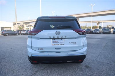 2025 Nissan Rogue Platinum